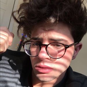 Meet your Posher, Nicholas